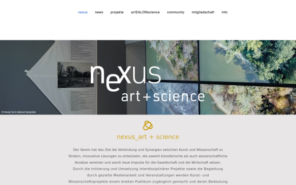 www.artandscience.at