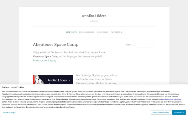 annikalueders.de