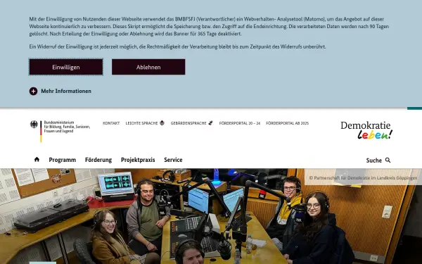 www.demokratie-leben.de