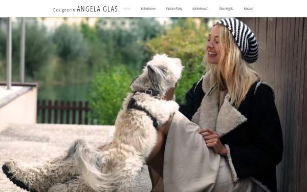 www.angelaglas.at