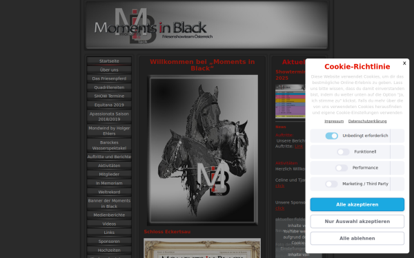 www.momentsinblack.at