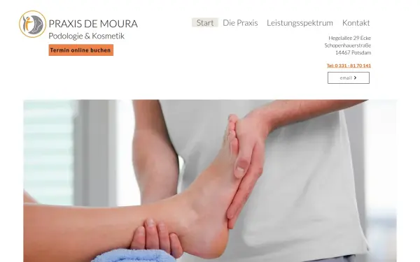 www.de-moura-kosmetik.de