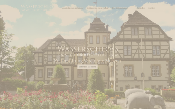 wasserschloss-neuenheerse.com