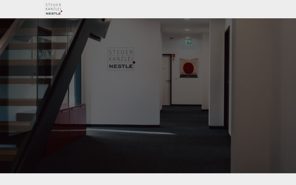 www.kanzlei-nestle.de