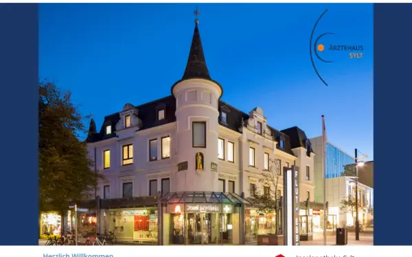 www.aerztehaus-sylt.de