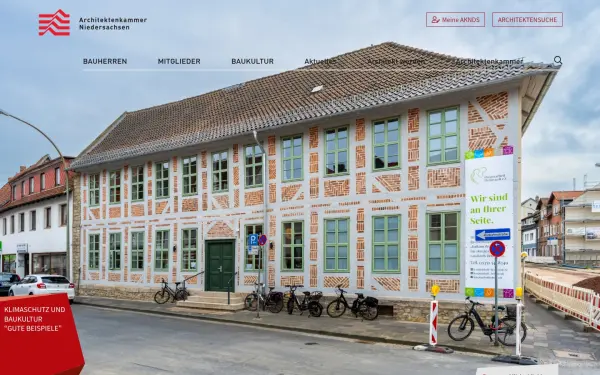 www.aknds.de