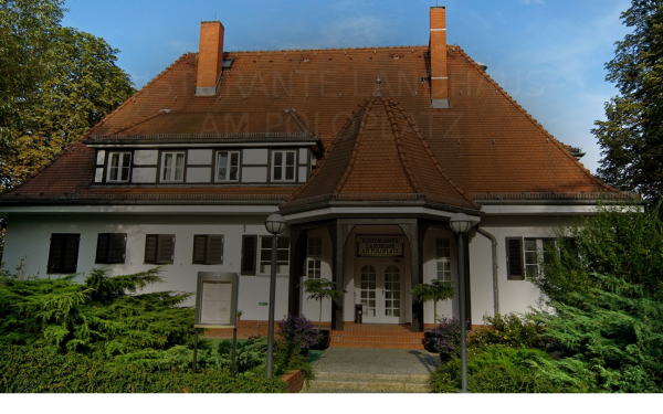 www.landhausampoloplatz.de