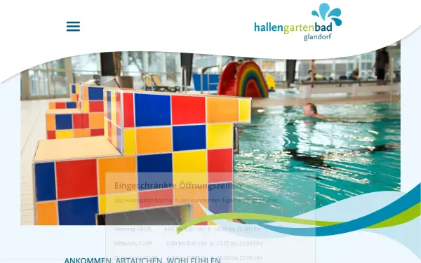 www.hallengartenbad.de