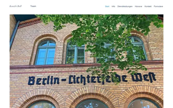 www.rechtsanwaeltinball.de