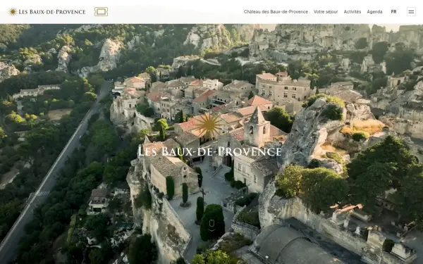www.lesbauxdeprovence.com