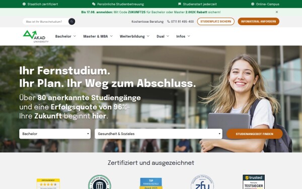 www.akad.de