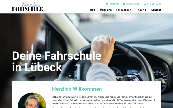 nicolesfahrschule.de