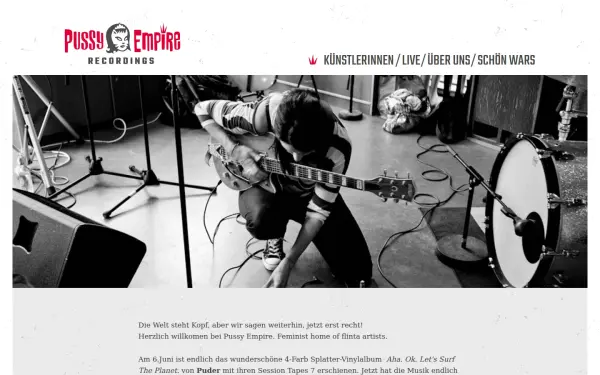 pussy-empire.puder-musik.com