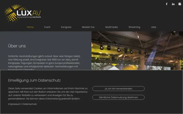 luxav.com