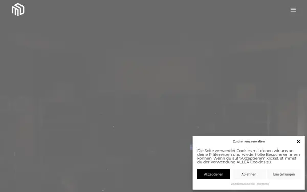www.maison-derriere.com