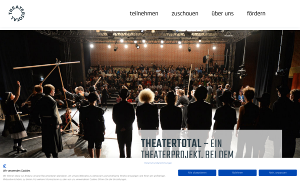 www.theatertotal.de