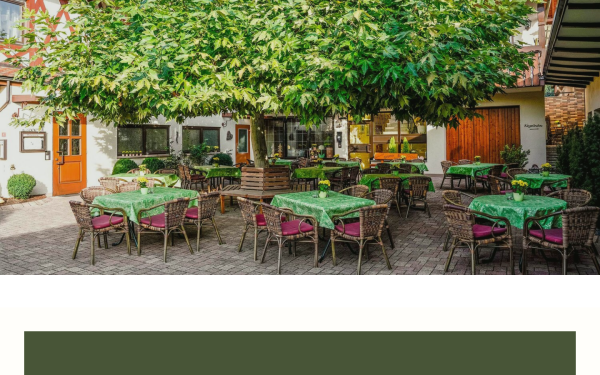 www.gruener-baum-moesbach.de