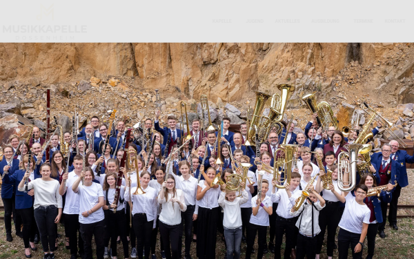www.musikkapelle-dossenheim.de