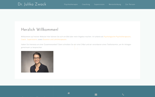 www.julikazwack.de