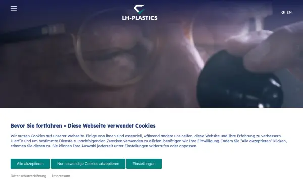 lh-plastics.de